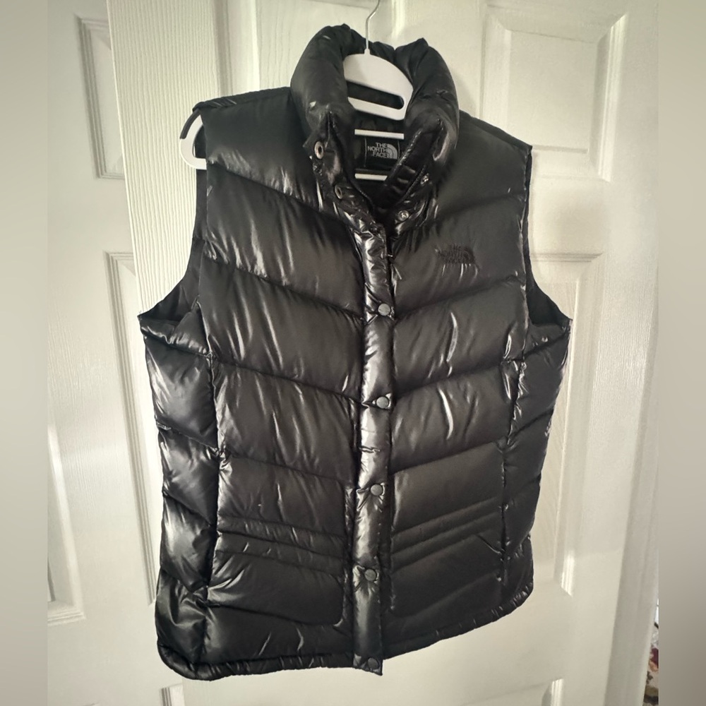 The North Face Women's Shiny Black Vest
